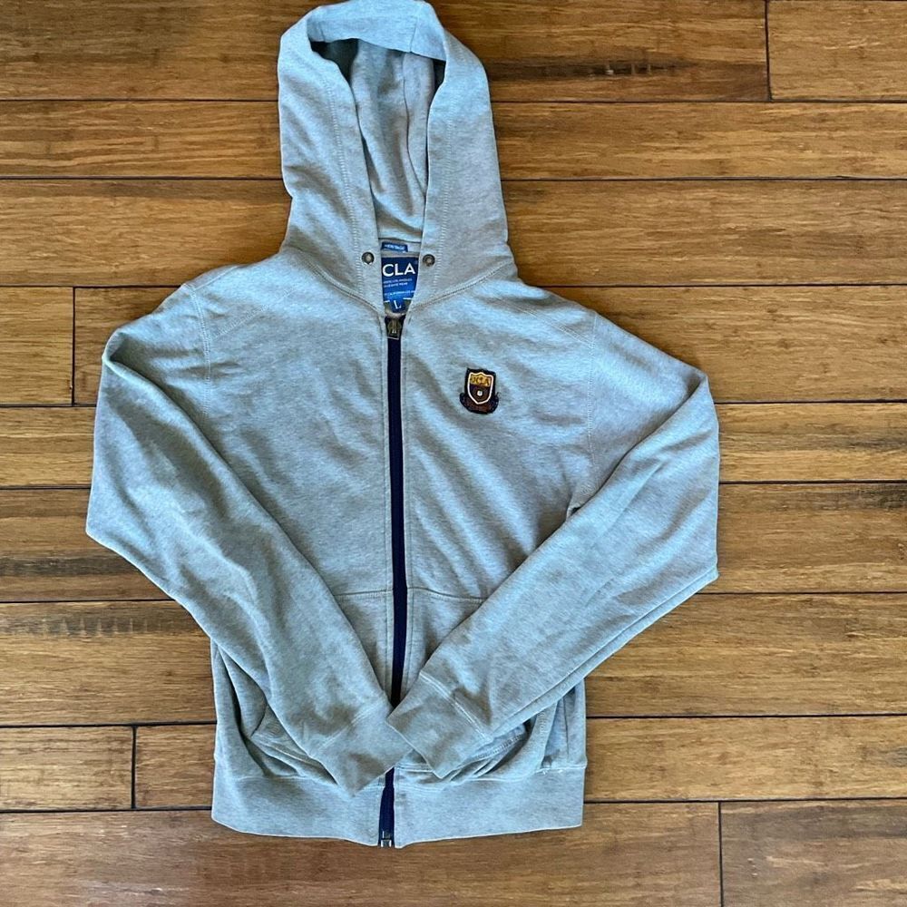 UCLA Authentic Los Angeles Collegiate Wear Zip Up Hoodie‎ 😎☀️